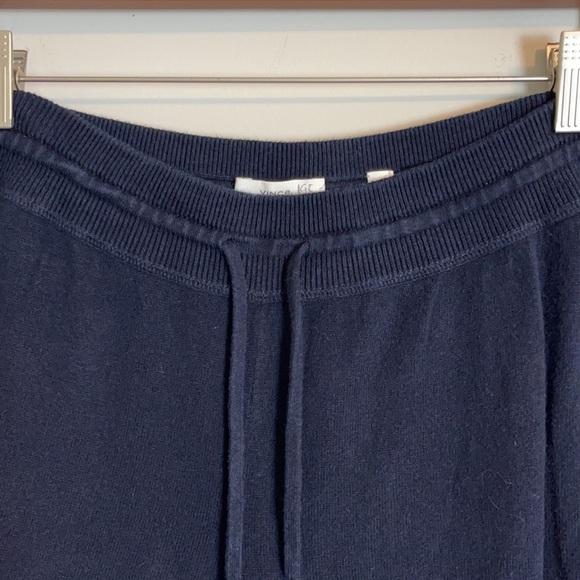 Vince Pull on Navy capri leisure pants - Picture 2 of 5